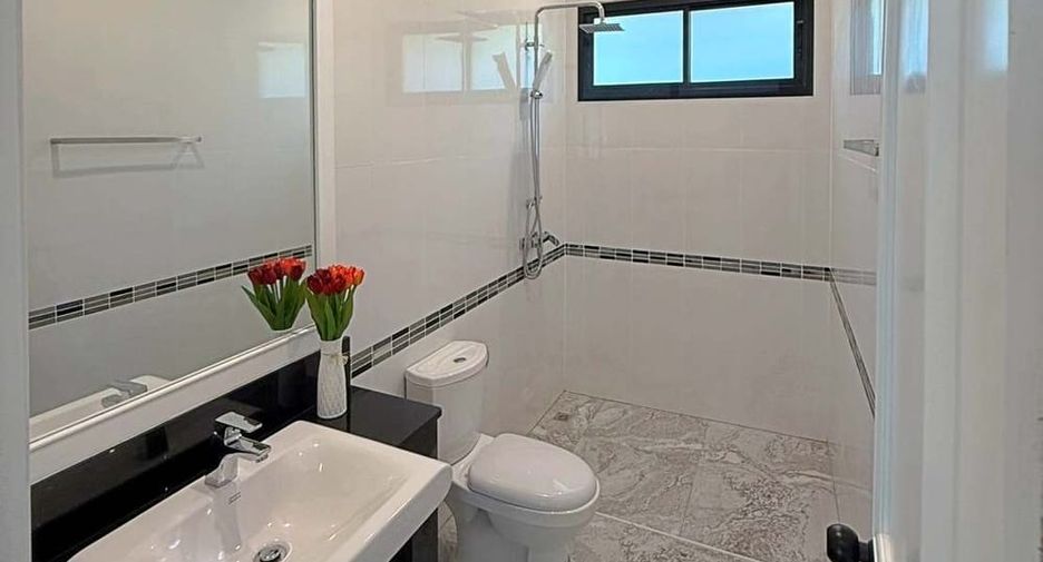 Villa zum Kauf mit 4 Zimmer in East Pattaya, Pattaya