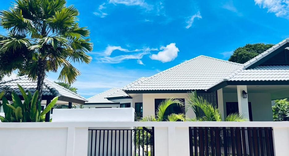 Villa zum Kauf mit 4 Zimmer in East Pattaya, Pattaya
