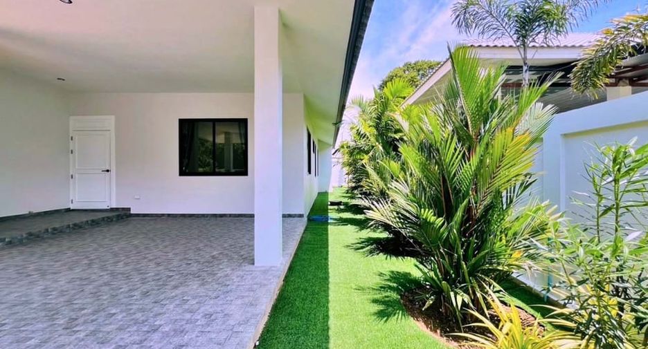 Villa zum Kauf mit 4 Zimmer in East Pattaya, Pattaya