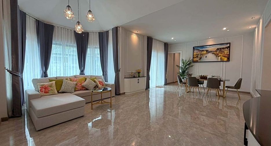 Villa zum Kauf mit 4 Zimmer in East Pattaya, Pattaya