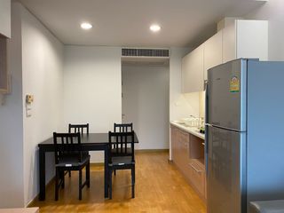 Аренда и продажа 2 спальни кондо в Пхра Кханонг, Бангкок
