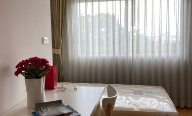 Аренда и продажа 2 спальни кондо в Пхра Кханонг, Бангкок