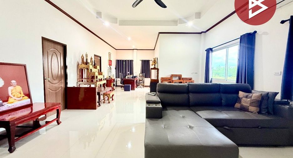 For sale 3 bedrooms house in Photharam, Ratchaburi