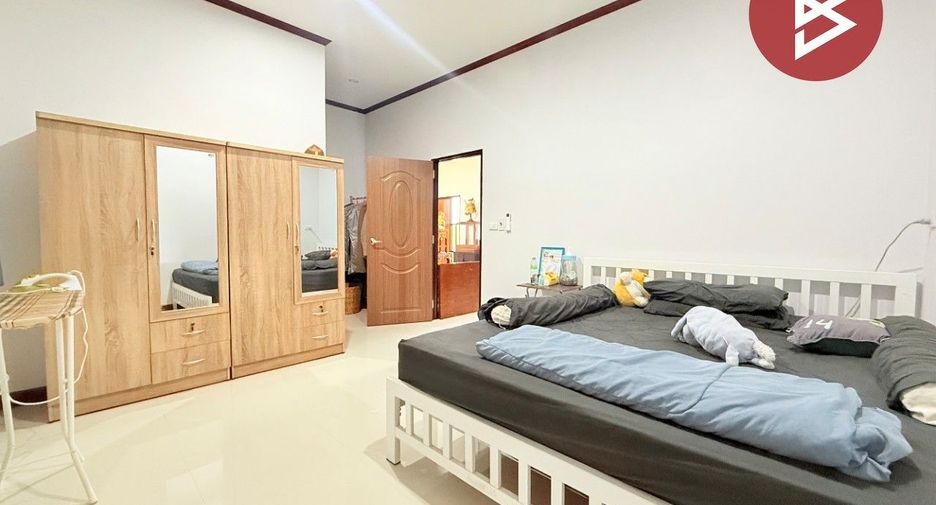 For sale 3 bedrooms house in Photharam, Ratchaburi
