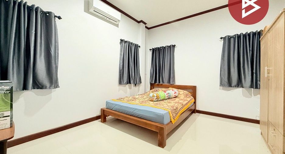 For sale 3 bedrooms house in Photharam, Ratchaburi