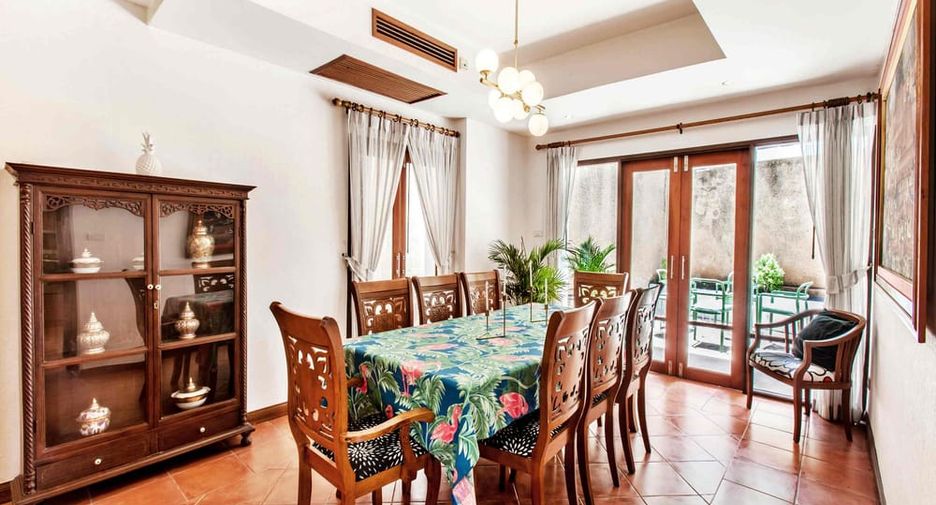 Villa en venta de 3 habitaciones en Sattahip, Chonburi