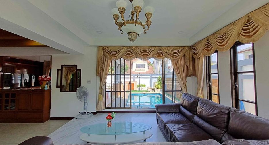 Villa en venta de 5 habitaciones en East Pattaya, Pattaya