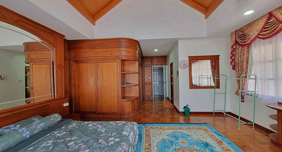 Villa en venta de 5 habitaciones en East Pattaya, Pattaya
