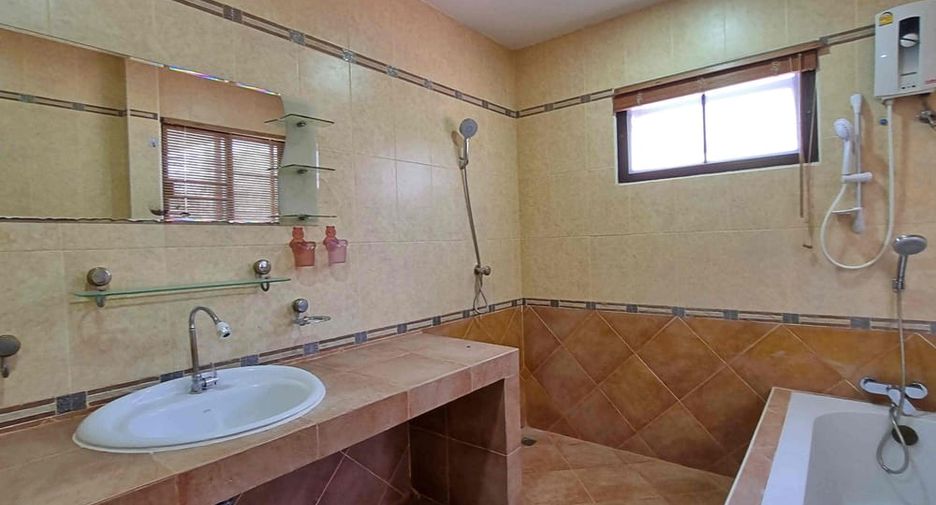 Villa en venta de 5 habitaciones en East Pattaya, Pattaya