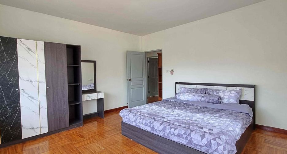 Villa en venta de 5 habitaciones en East Pattaya, Pattaya
