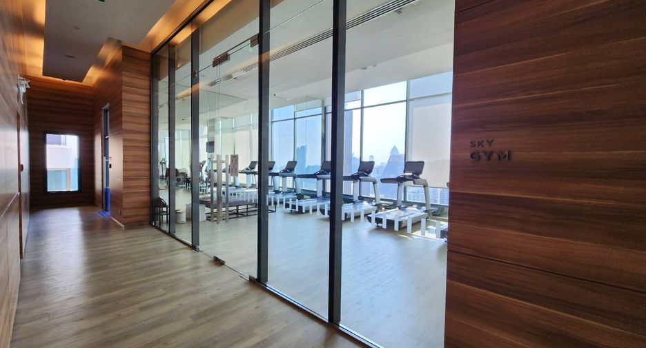 For rent 1 bed condo in Watthana, Bangkok