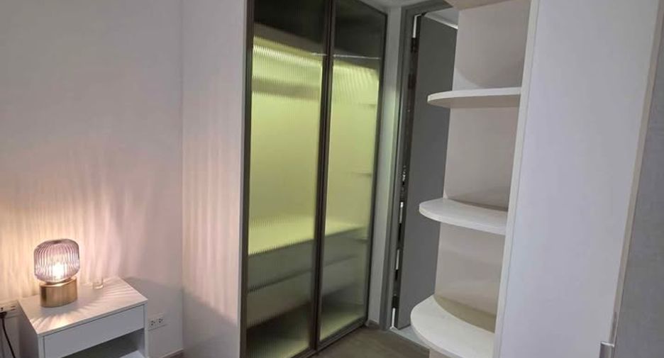 For rent 2 ベッドルーム condo in Khlong Toei, Bangkok