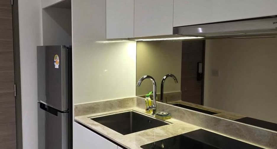 For rent 2 ベッドルーム condo in Khlong Toei, Bangkok