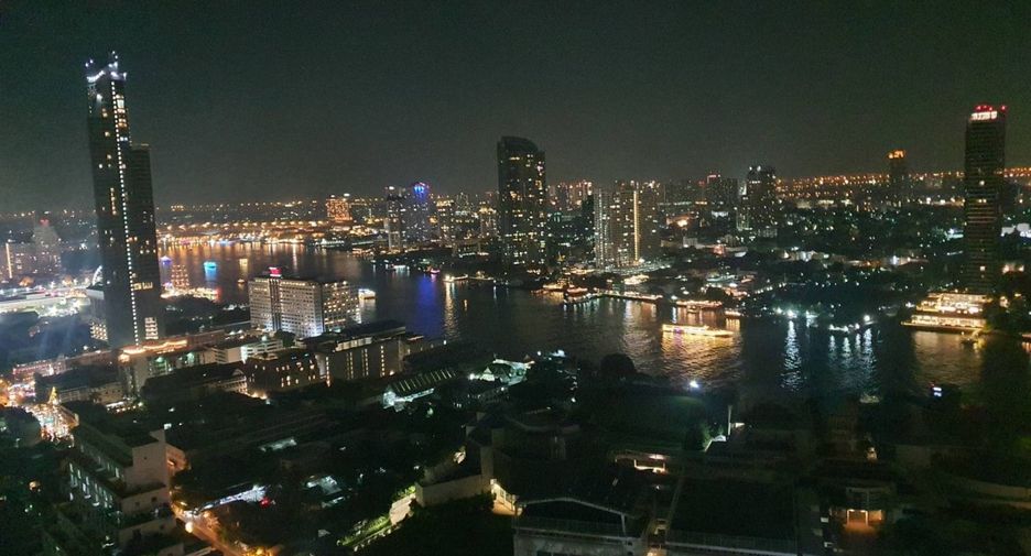 Condo en alquiler de 3 habitaciones en Bang Kho Laem, Bangkok