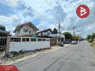 Casa en venta de 6 habitaciones en Bang Phli, Samut Prakan