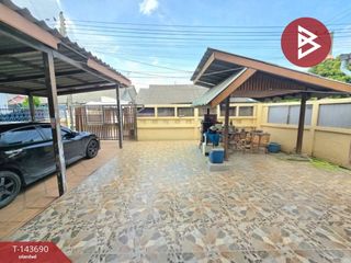 Casa en venta de 6 habitaciones en Bang Phli, Samut Prakan