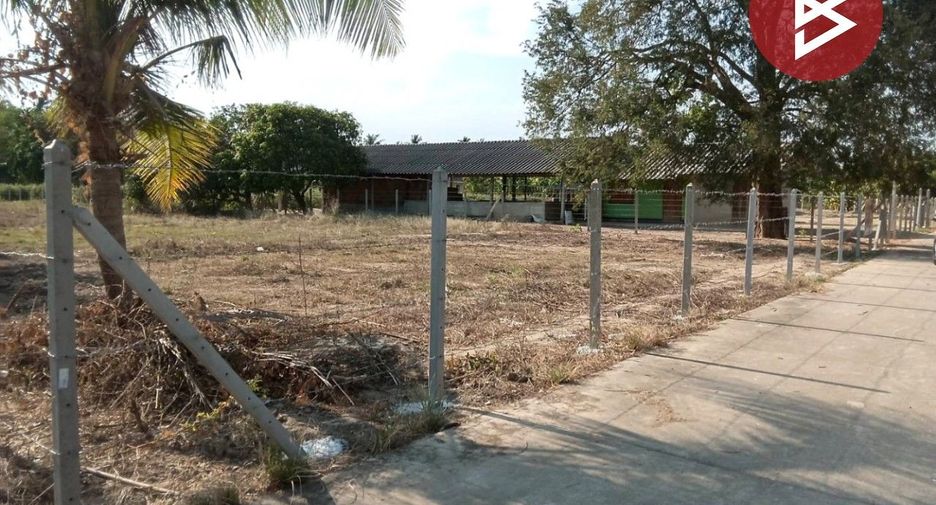 For sale land in Tha Yang, Phetchaburi