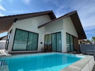 For rent 2 bedrooms villa in Bang Lamung, Chonburi