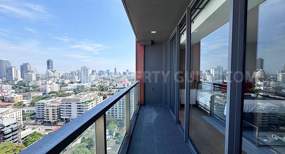 For rent 3 bedrooms condo in Watthana, Bangkok