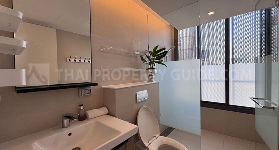 For rent 3 bedrooms condo in Watthana, Bangkok