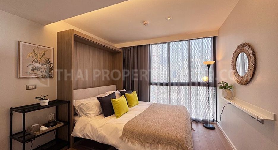 For rent 3 bedrooms condo in Watthana, Bangkok