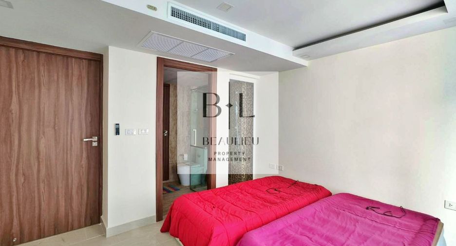 For sale 2 bedrooms condo in South Pattaya, Pattaya