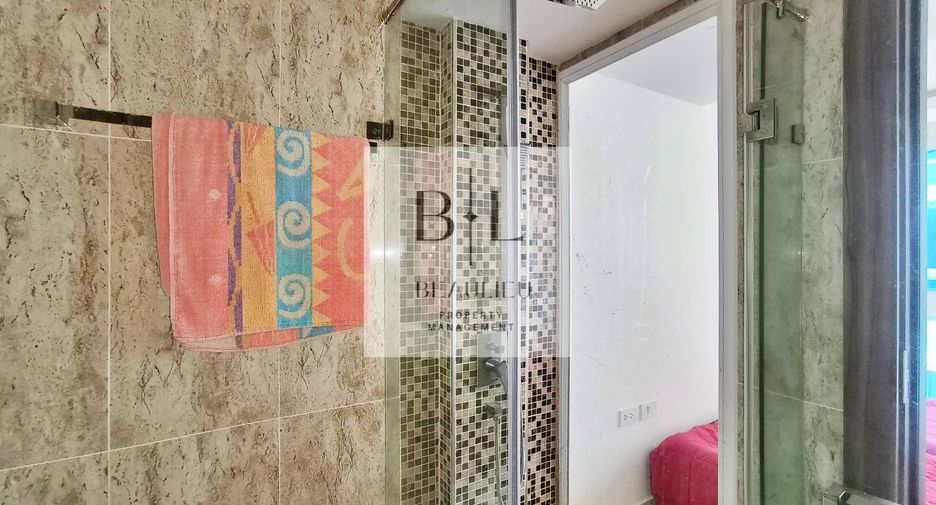For sale 2 bedrooms condo in South Pattaya, Pattaya