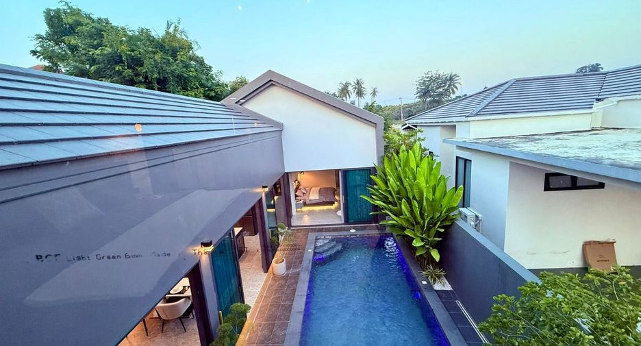 For rent そして for sale 4 ベッドルーム villa in East Pattaya, Pattaya