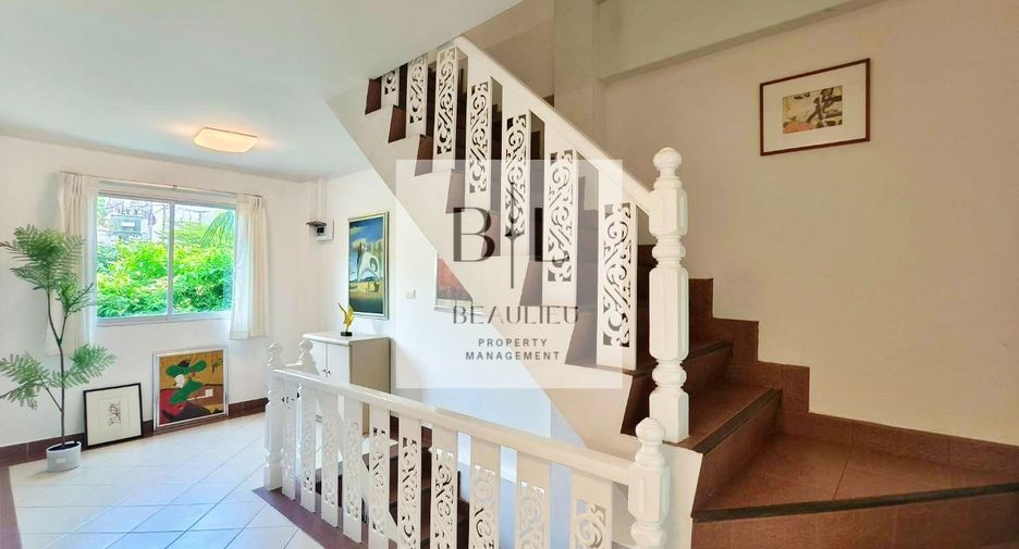 Casa adosada en venta de 3 habitaciones en South Pattaya, Pattaya