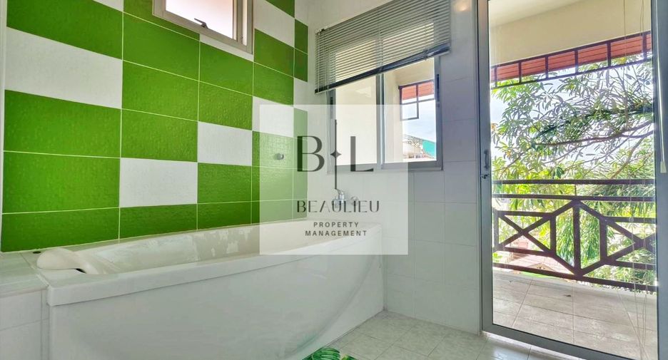 Casa adosada en venta de 3 habitaciones en South Pattaya, Pattaya
