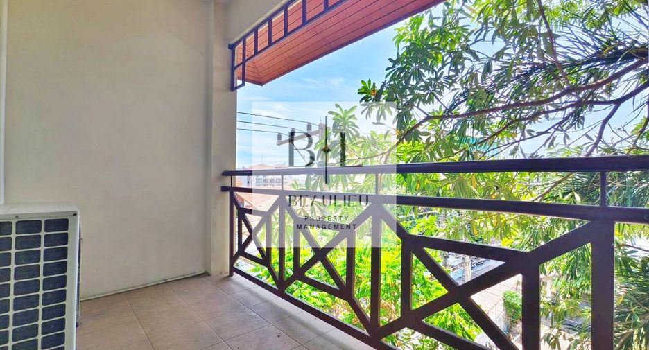 Casa adosada en venta de 3 habitaciones en South Pattaya, Pattaya