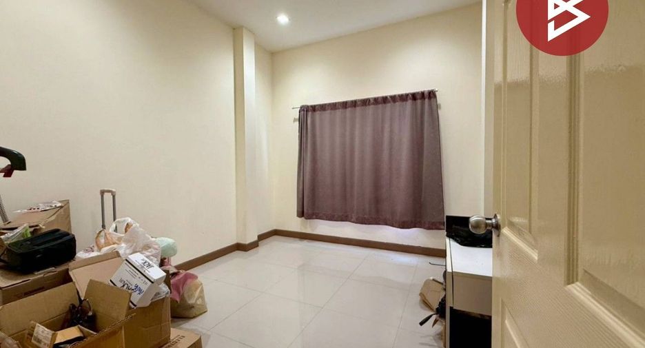 Haus zum Kauf mit 3 Zimmer in Pluak Daeng, Rayong