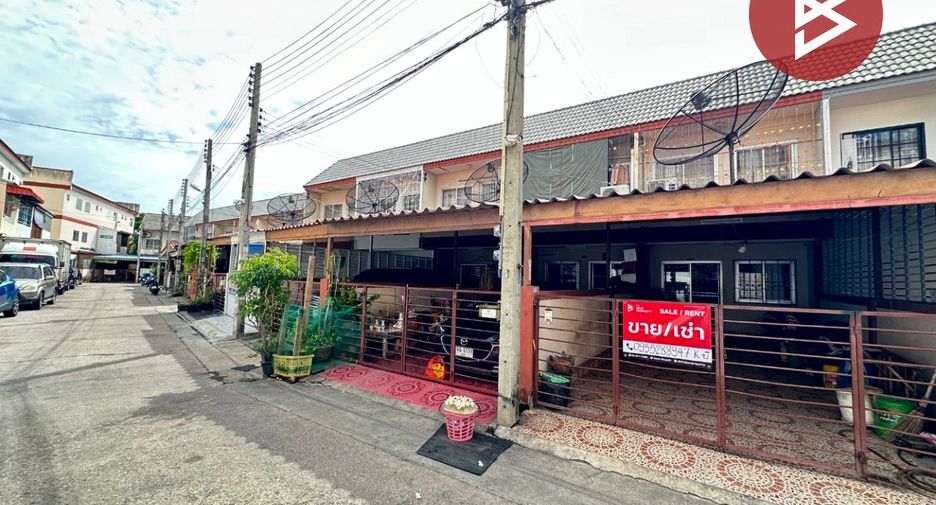 Casa adosada en venta de 2 habitaciones en Mueang Chon Buri, Chonburi