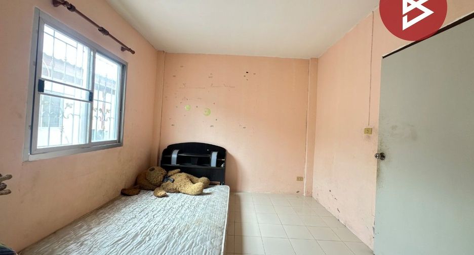 Casa adosada en venta de 2 habitaciones en Mueang Chon Buri, Chonburi