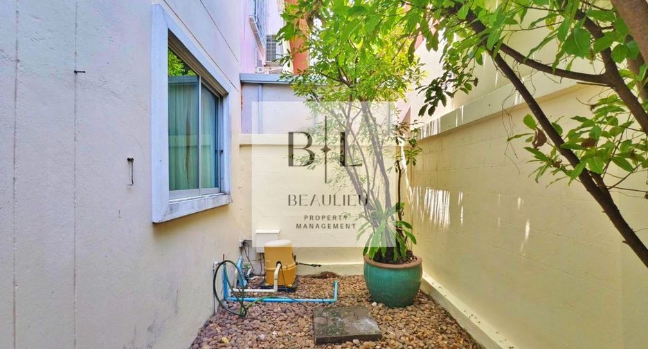 Casa adosada en venta de 3 habitaciones en South Pattaya, Pattaya