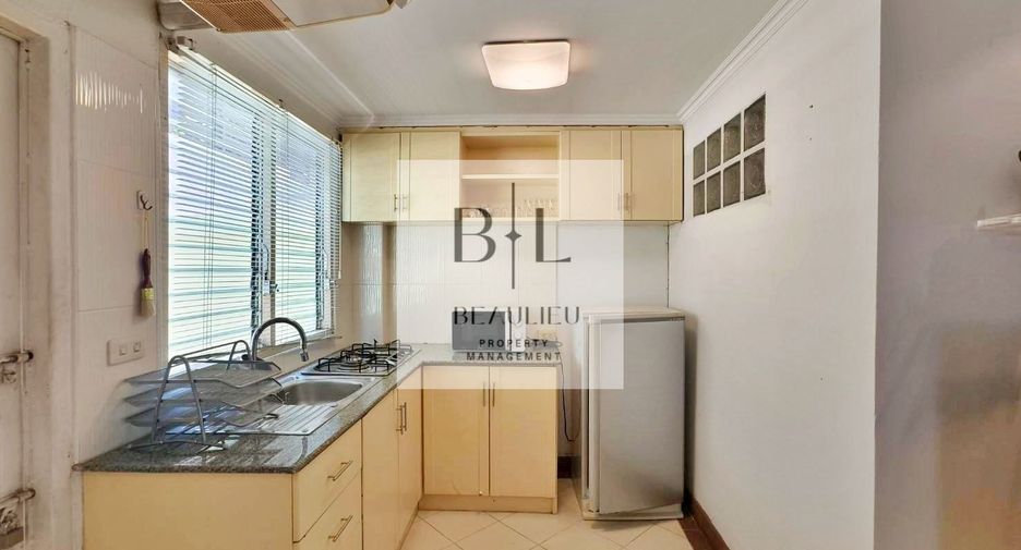 Casa adosada en venta de 3 habitaciones en South Pattaya, Pattaya