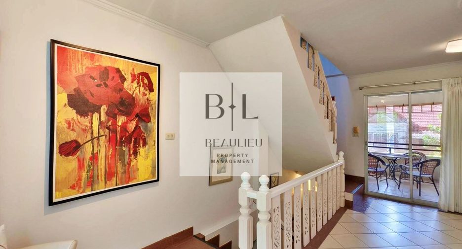 Casa adosada en venta de 3 habitaciones en South Pattaya, Pattaya