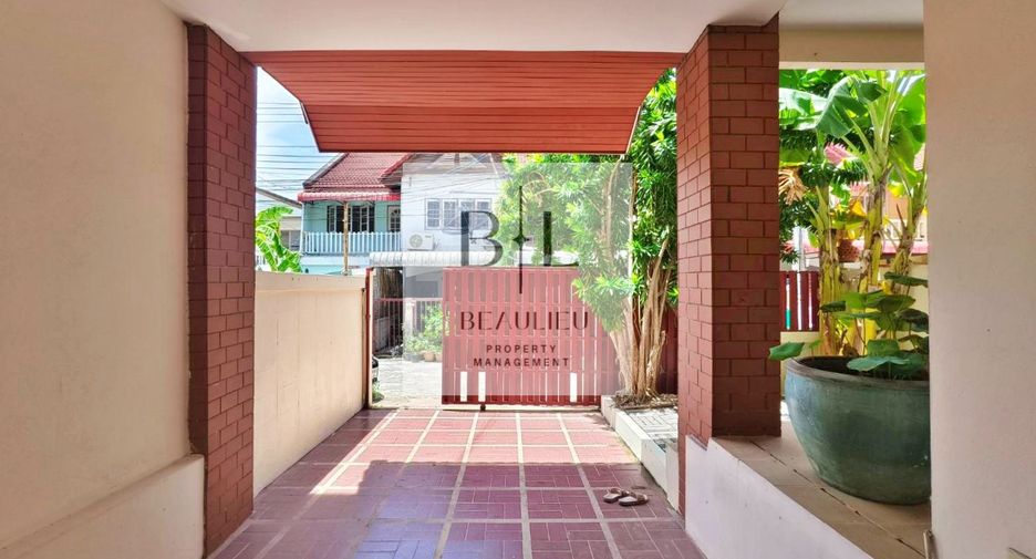 Casa adosada en venta de 3 habitaciones en South Pattaya, Pattaya