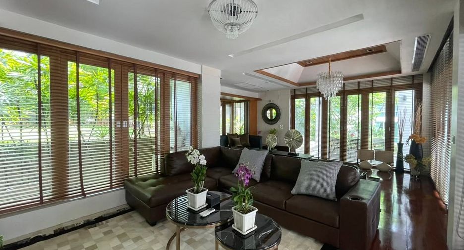 Villa zur Miete und zum Kauf mit 5 Zimmer in North Pattaya, Pattaya