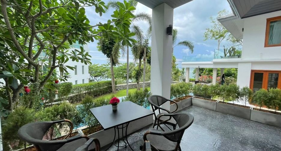 Villa zur Miete und zum Kauf mit 5 Zimmer in North Pattaya, Pattaya
