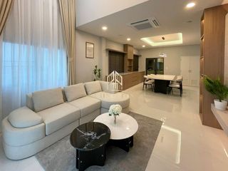 À louer 4 chambres maison à Bang Phli, Samut Prakan