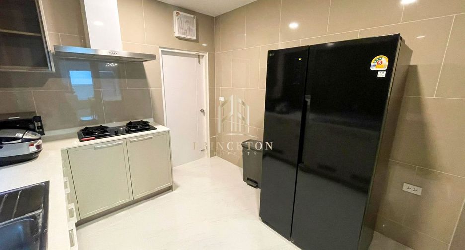 Haus zur Miete mit 4 Zimmer in Bang Phli, Samut Prakan