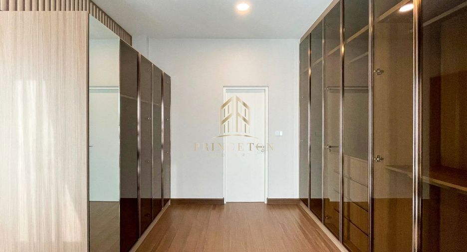 Haus zur Miete mit 4 Zimmer in Bang Phli, Samut Prakan