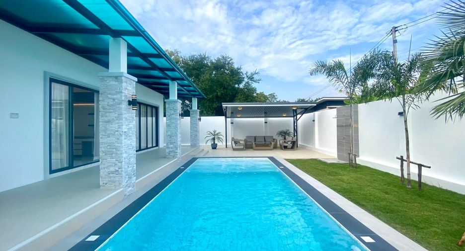 For sale 3 bedrooms house in Huay Yai, Pattaya