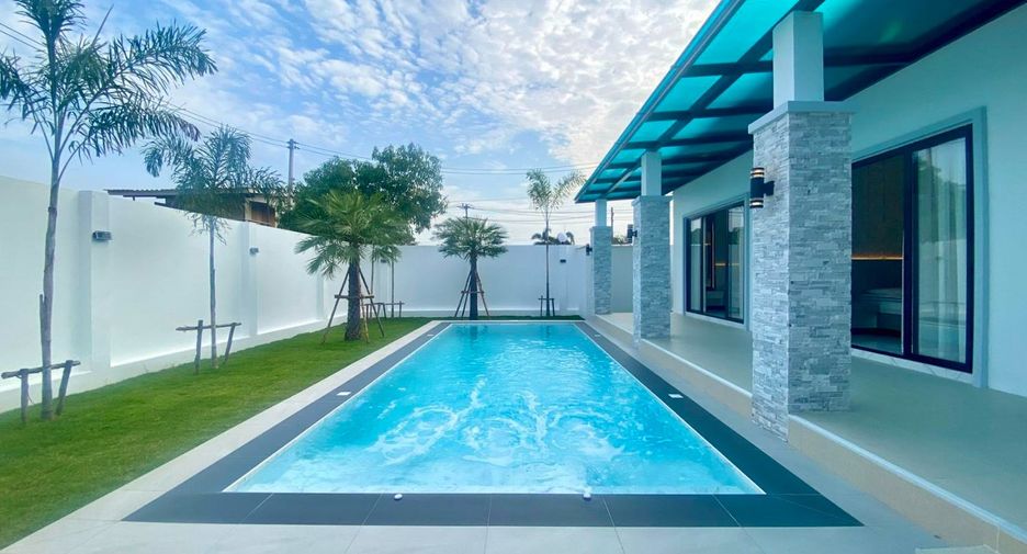 For sale 3 bedrooms house in Huay Yai, Pattaya