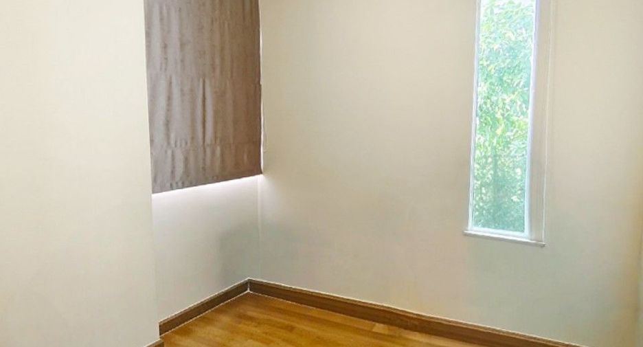 For sale 3 bedrooms townhouse in Bang Phli, Samut Prakan