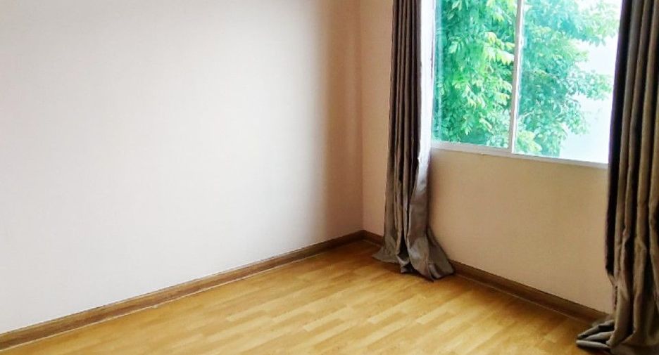For sale 3 bedrooms townhouse in Bang Phli, Samut Prakan