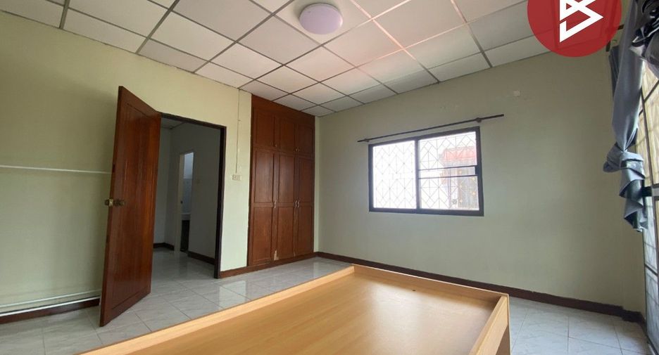 À vendre 2 chambres maison à Mueang Chon Buri, Chonburi