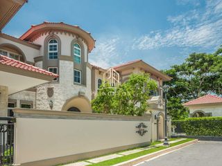 For rent and for sale 5 bedrooms house in Bang Phli, Samut Prakan