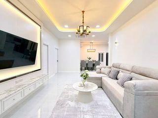 Продажа 3 спальни вилла в Банг Ламунг, Чонбури
